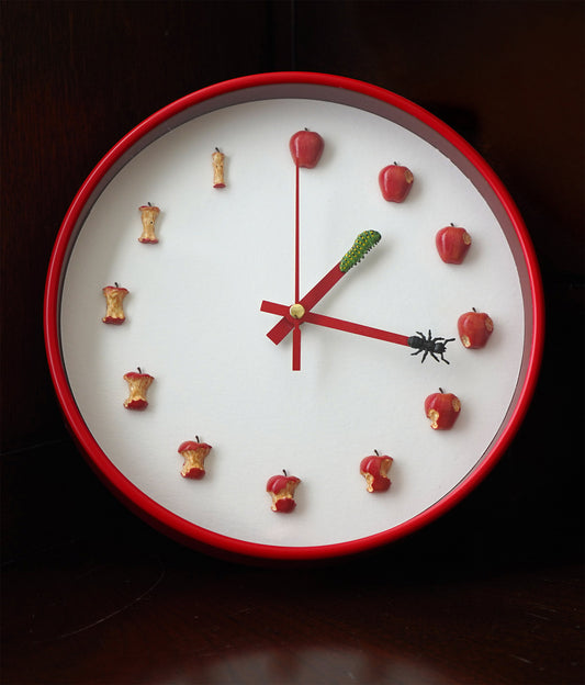 The Apple Clock