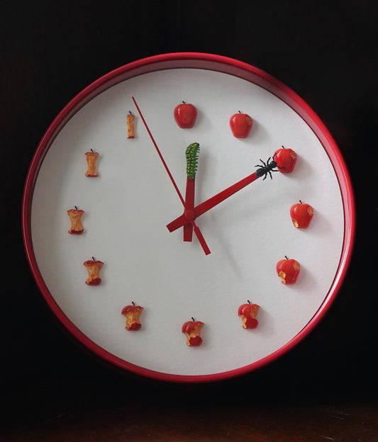 The Apple Clock