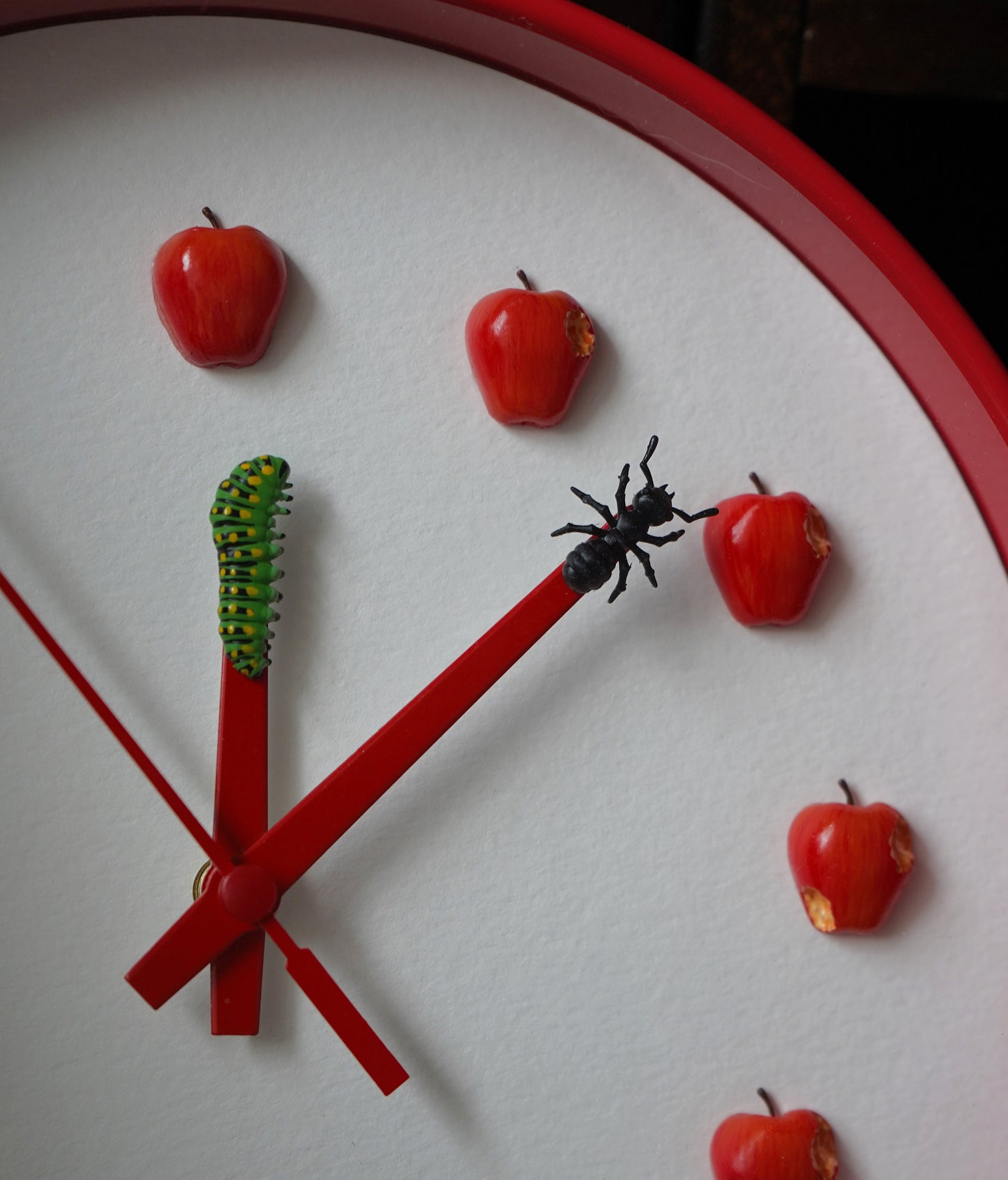 The Apple Clock
