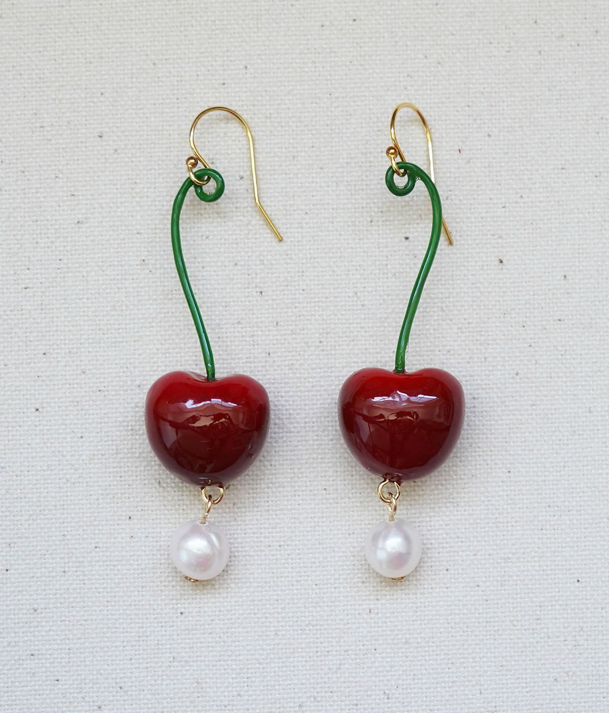Cherry Earrings (Pearl)